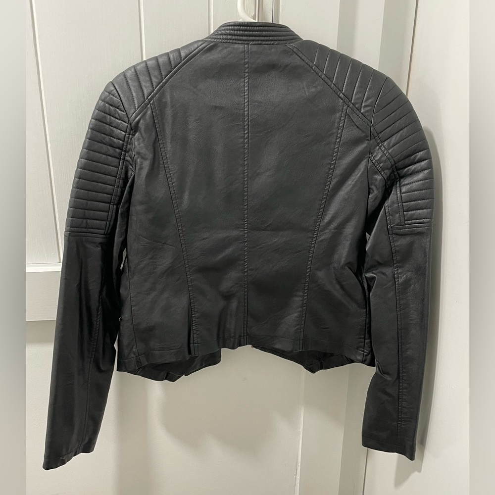 Forever 21 Black Quilted Faux Leather Moto Jacket - Picture 7 of 9